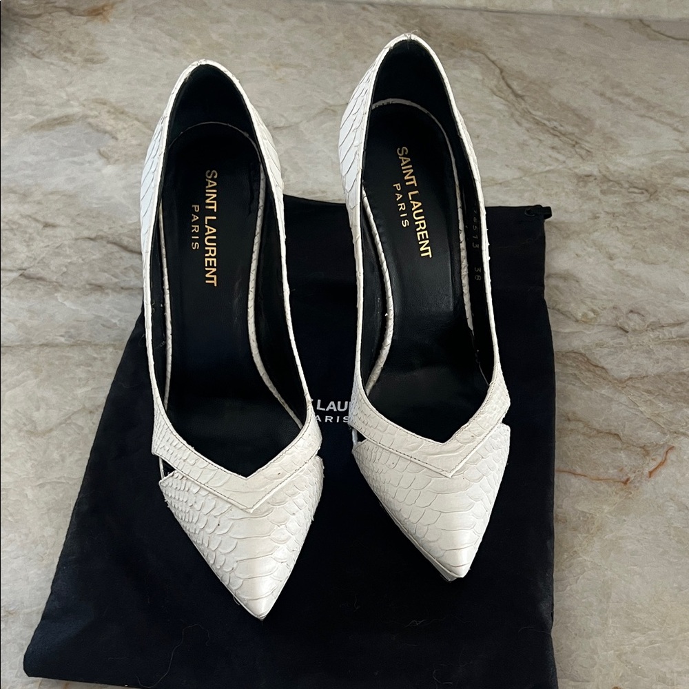 Saint Laurent Paris White Croc Embossed Pumps - size 7.5/ eu 38